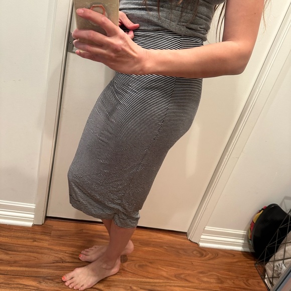 Anthropologie XS S Pencil Stretchy Stripe Skirt Midi - Picture 1 of 6